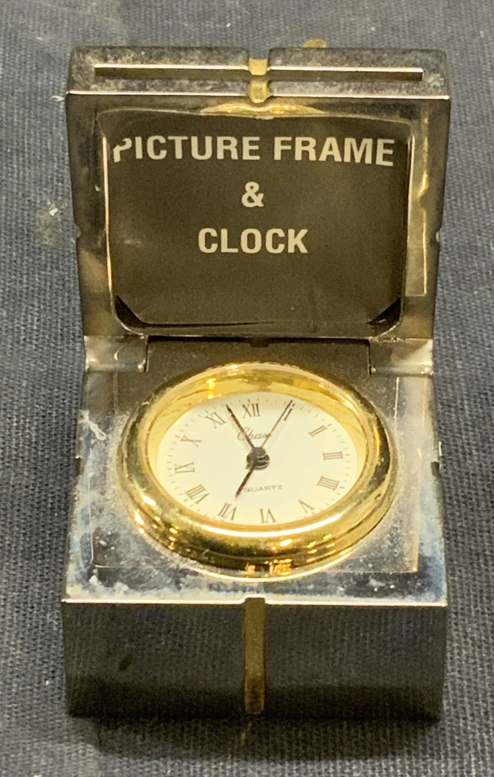 Chass Silver Tn Picture Frame Clock (1 of 7)