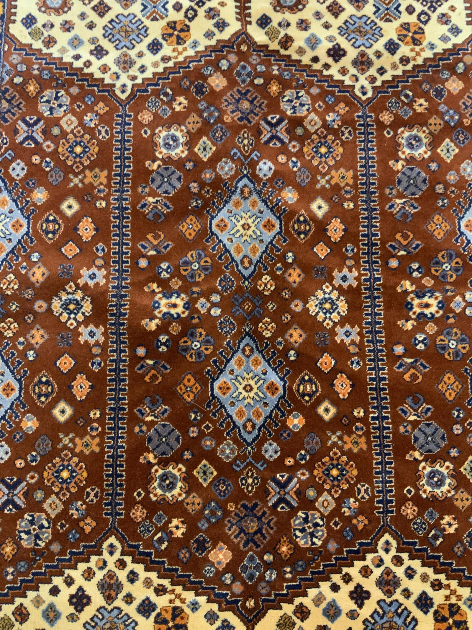 Karastan Floral Pattern Fringe Trim Room Sized Rug Auction