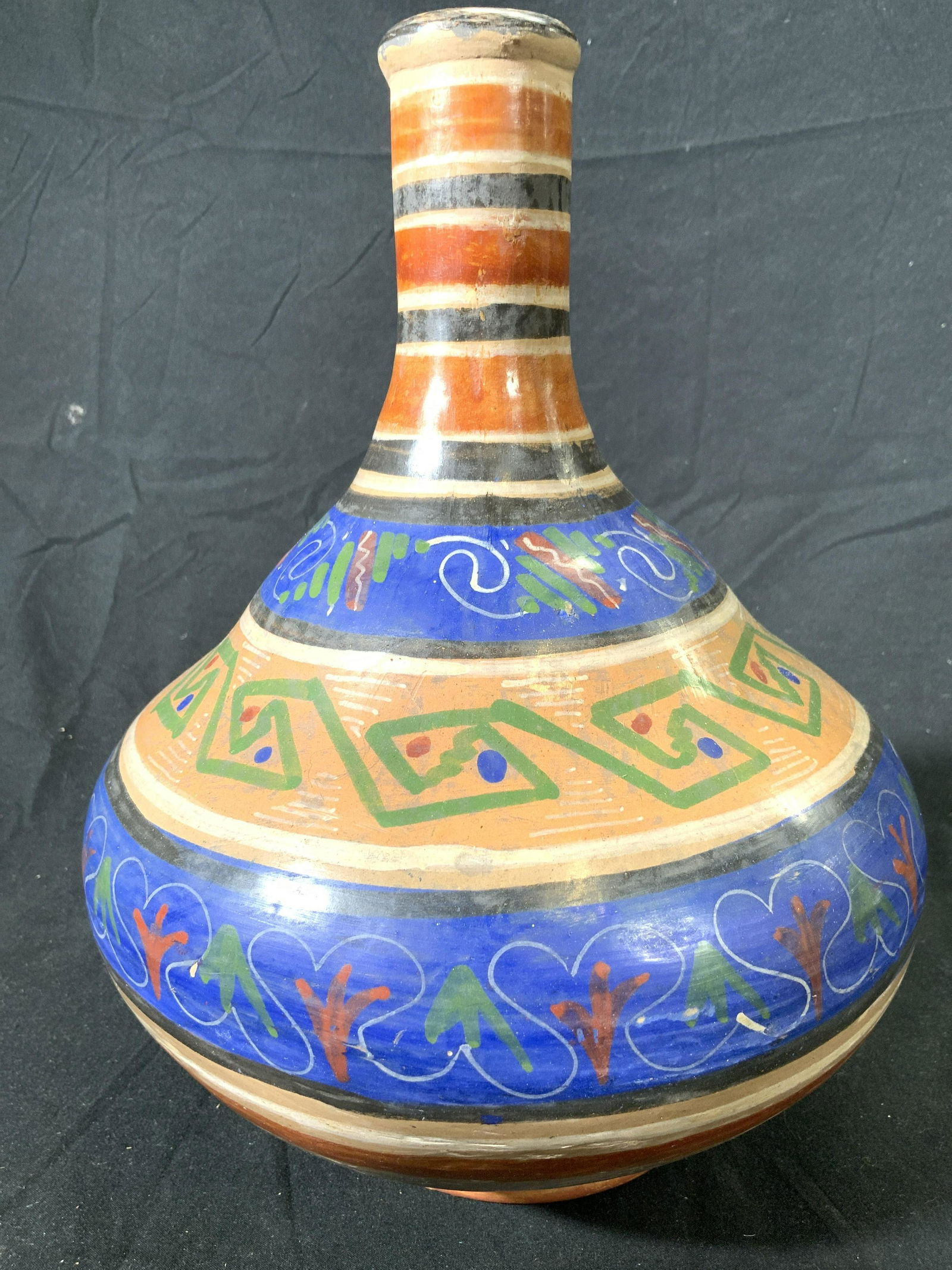 Vtg Hand Crafted Mexican Tribal Style Ceramic Vase (1 of 6)