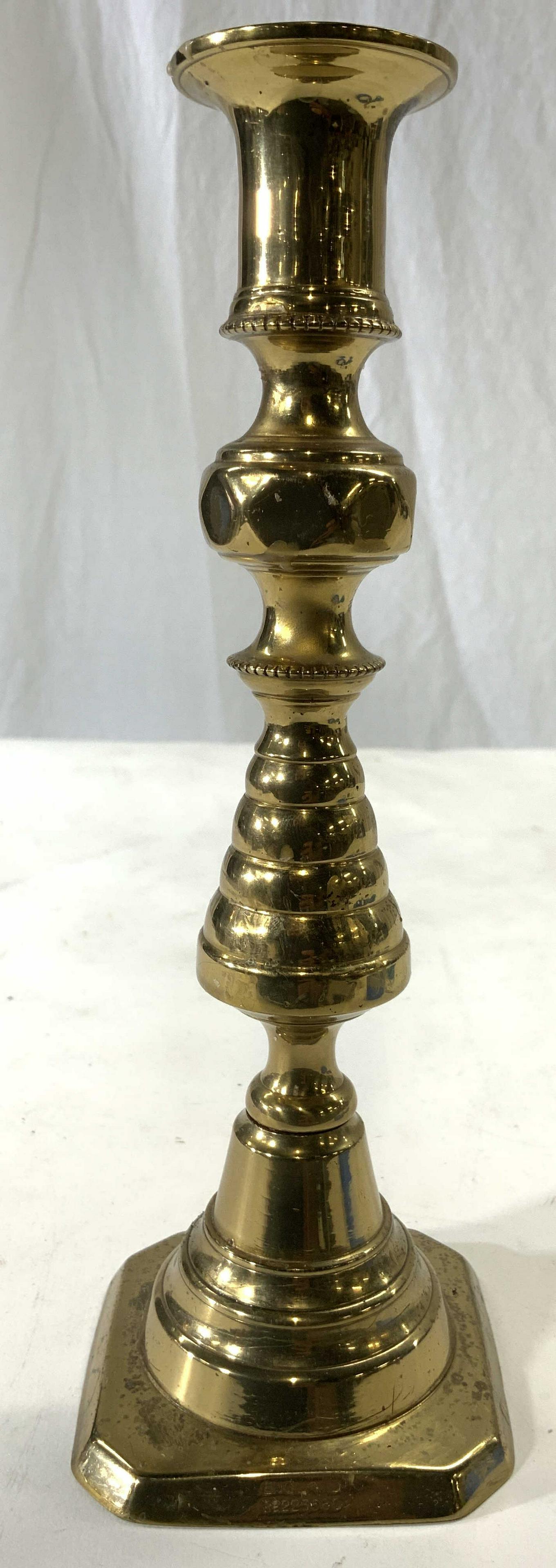 Vintage Brass Tabletop Candlestick ENGLAND (1 of 6)