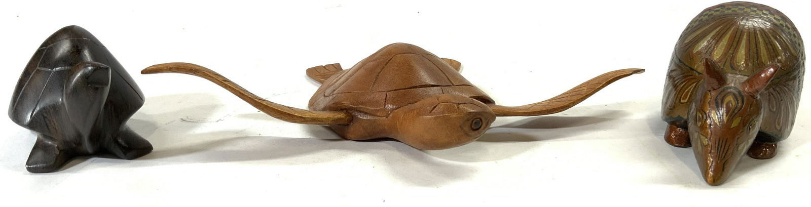 Lot 3 Assorted Carved Wooden Animal Figures (1 of 6)