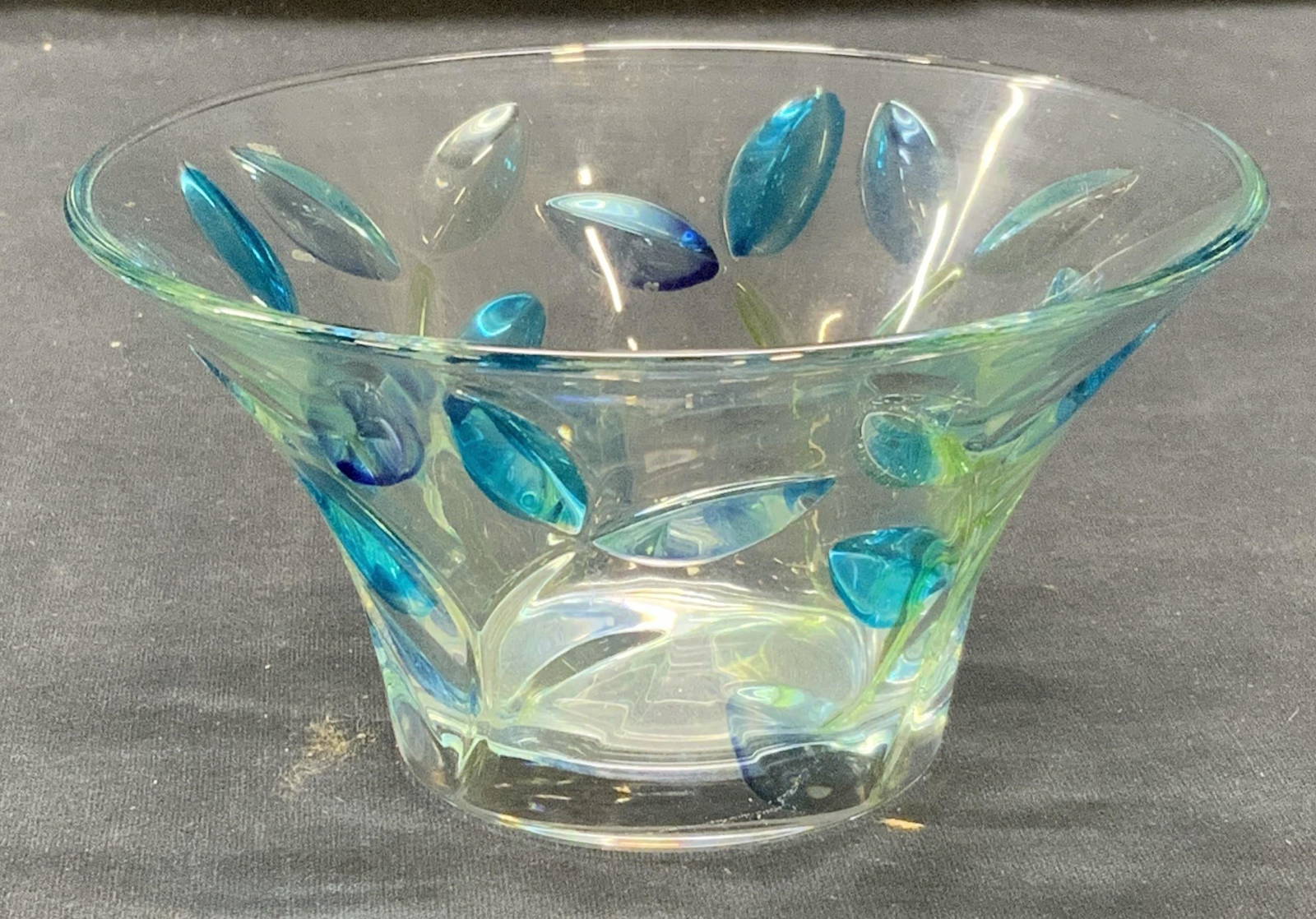 Art Glass Botanical Bowl Auction