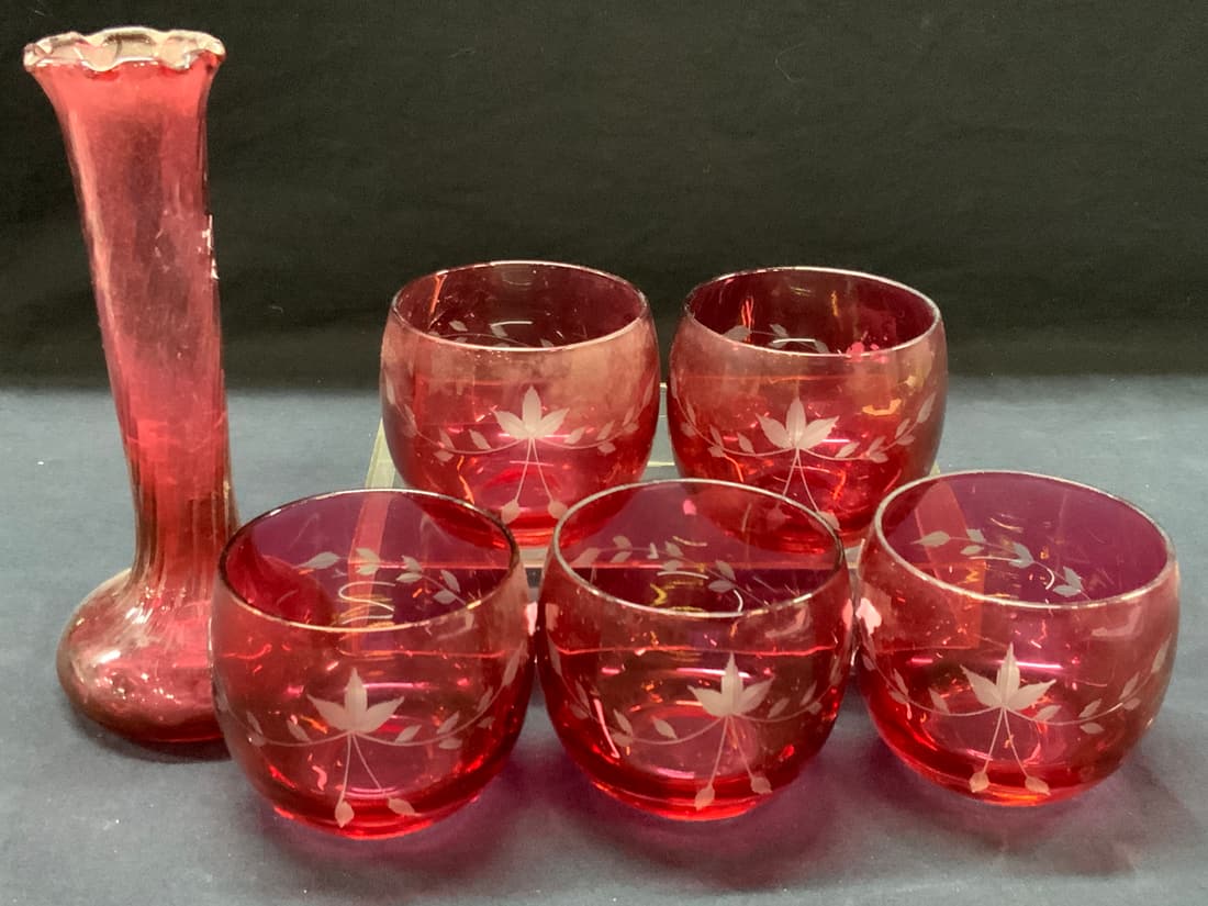 Set 6 Etched Ruby Glass Vessels (1 of 9)