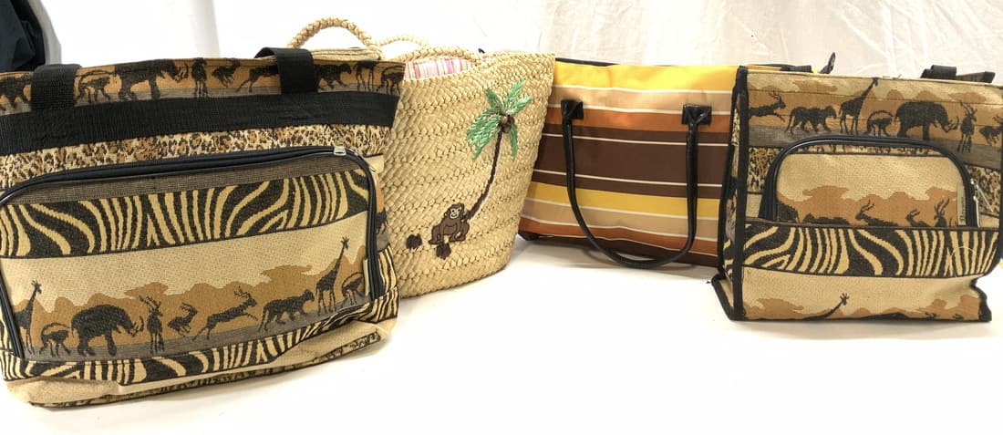 Lot 4 Beach Bags/ Travel/ Carry All Tote Bags (1 of 12)
