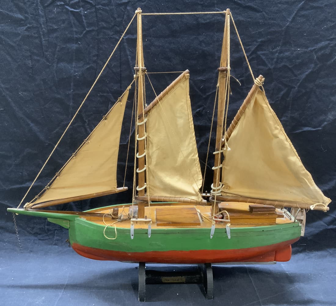 Vintage Wooden Sailing Ship Model & Stand (1 of 10)