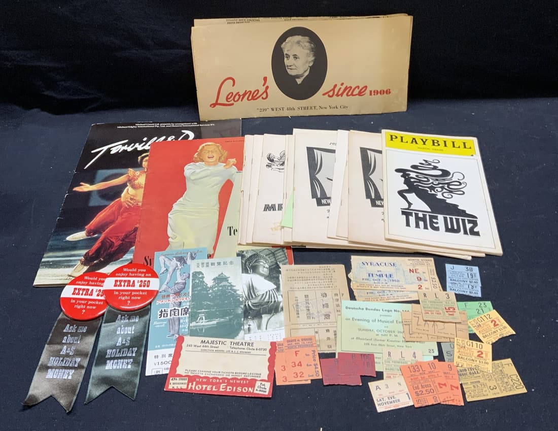 Group Lot Vintage Entertainment Ephemera (1 of 9)