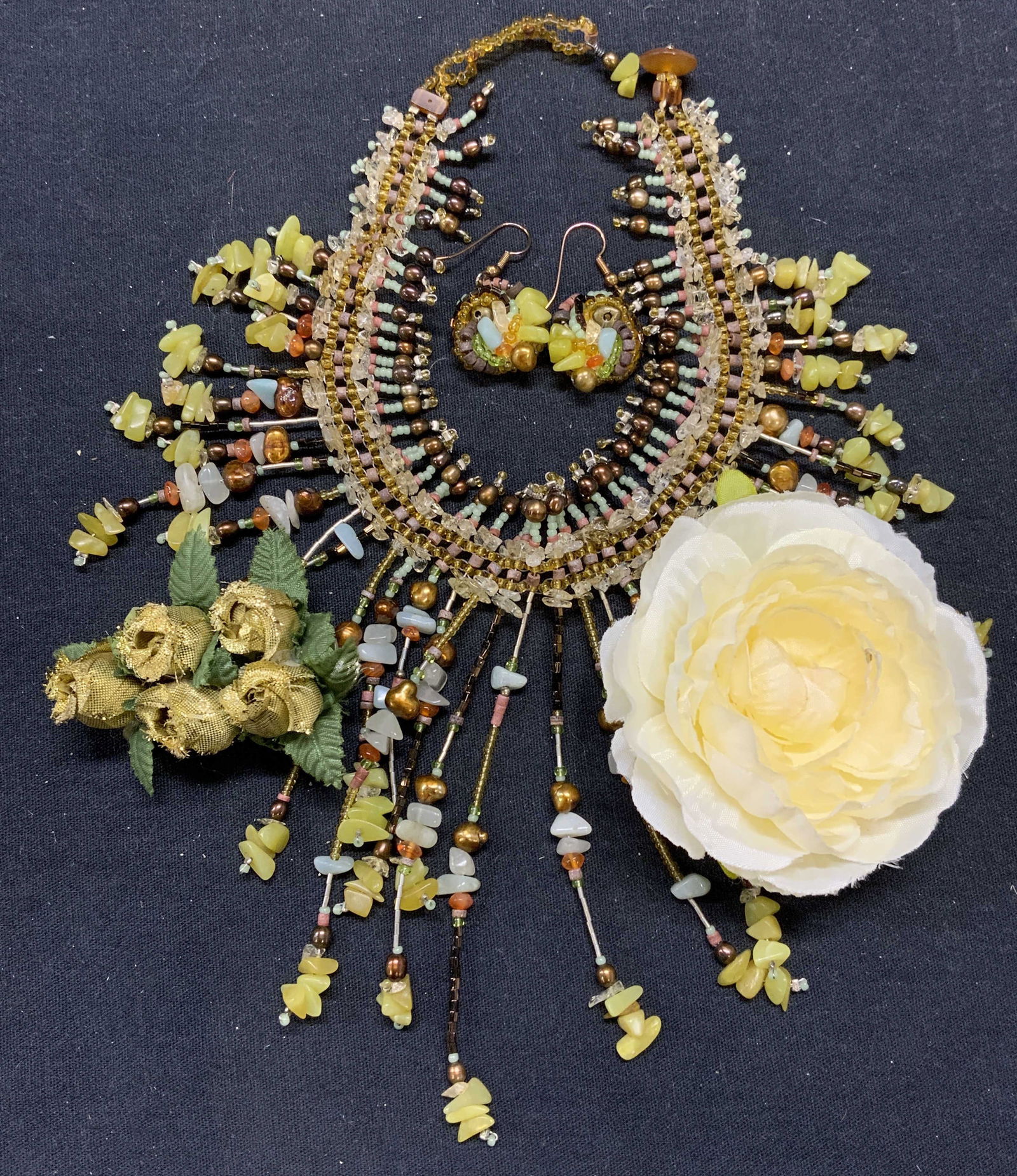 4 Arts & Crafts Beaded Necklace/Earring Set, More (1 of 11)