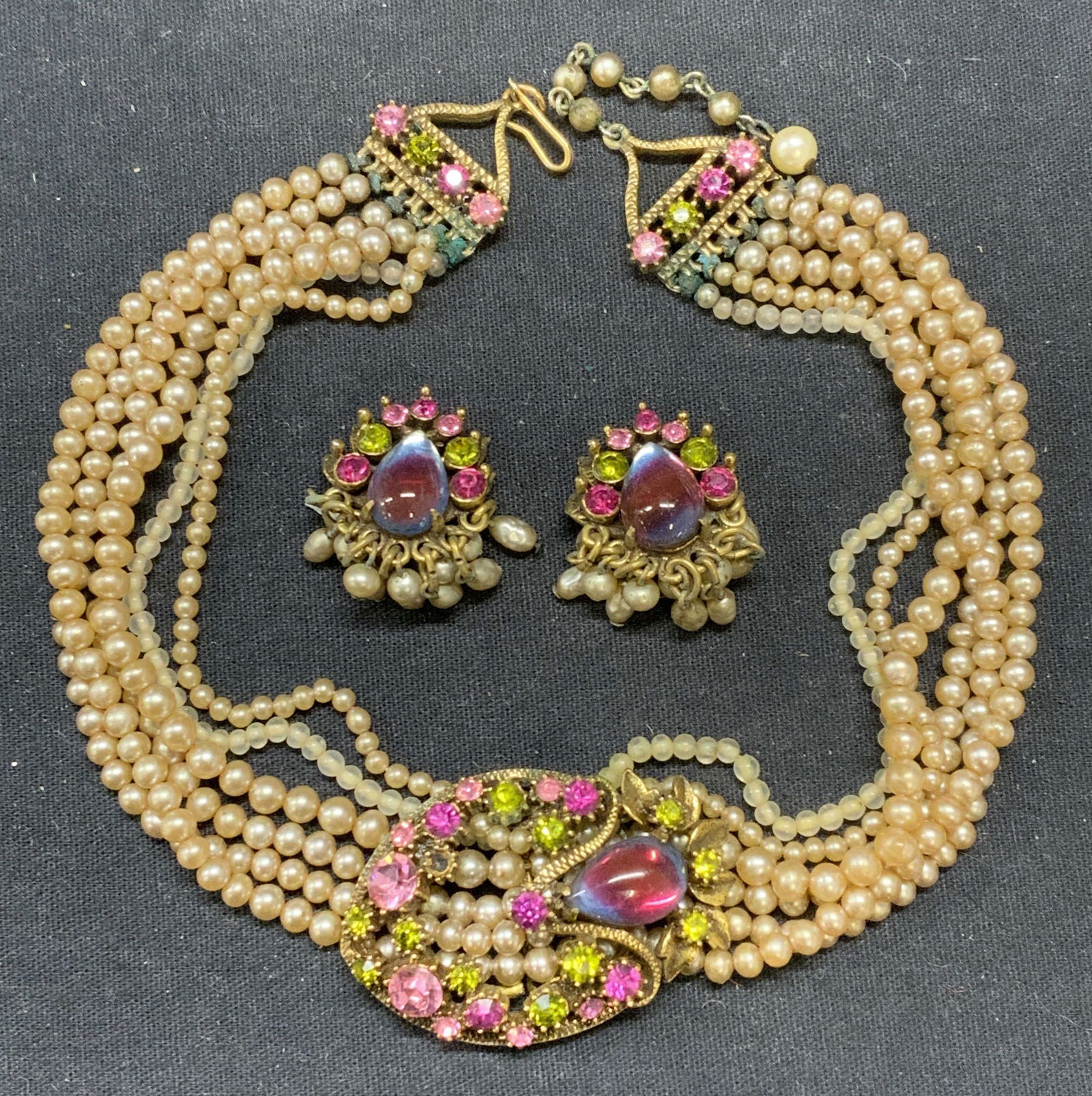 FLORENZA Faux Pearl Necklace/Earring Set (1 of 10)