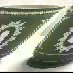 WEDGWOOD Green Jasper Ware Planter , England: Hallmarked Wedgwood England Green Porcelain planter with Victorian features. profiles in relief of 18th Century style figures, Rose Laurel border, acanthus scrolls. Interior pot discoloration consiste