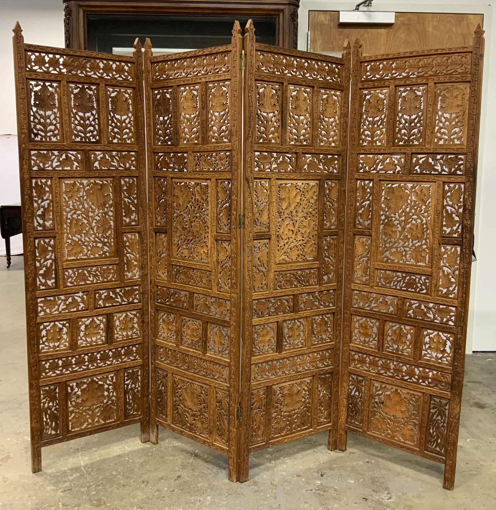 Vintage 4 Panel Carved Wooden Room Divider (1 of 6)