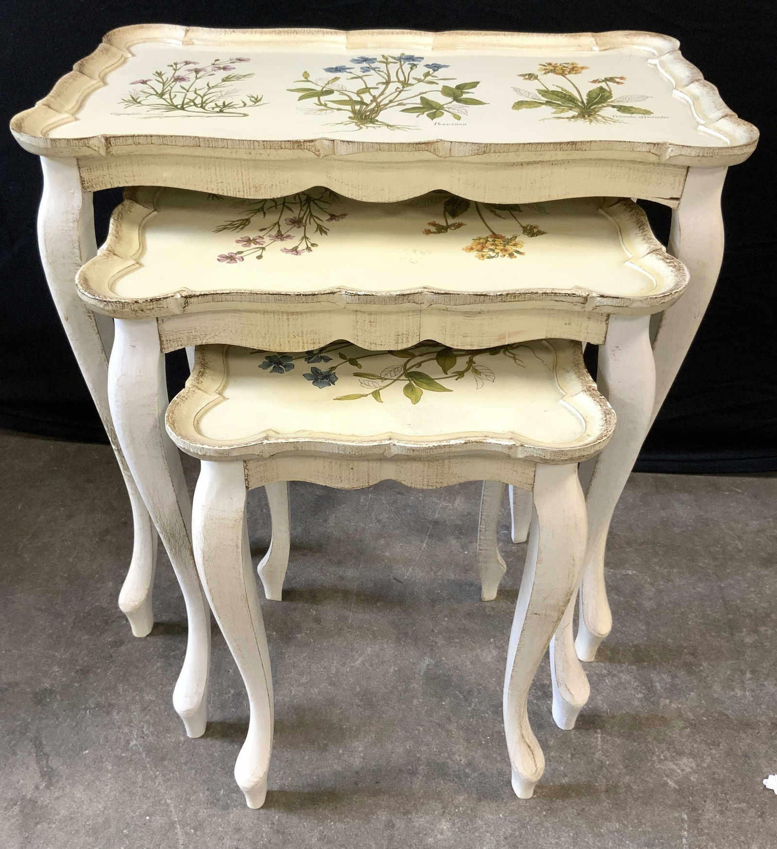 Set 3 Vintage Tuscan Style Nesting Tables ITALY (1 of 6)