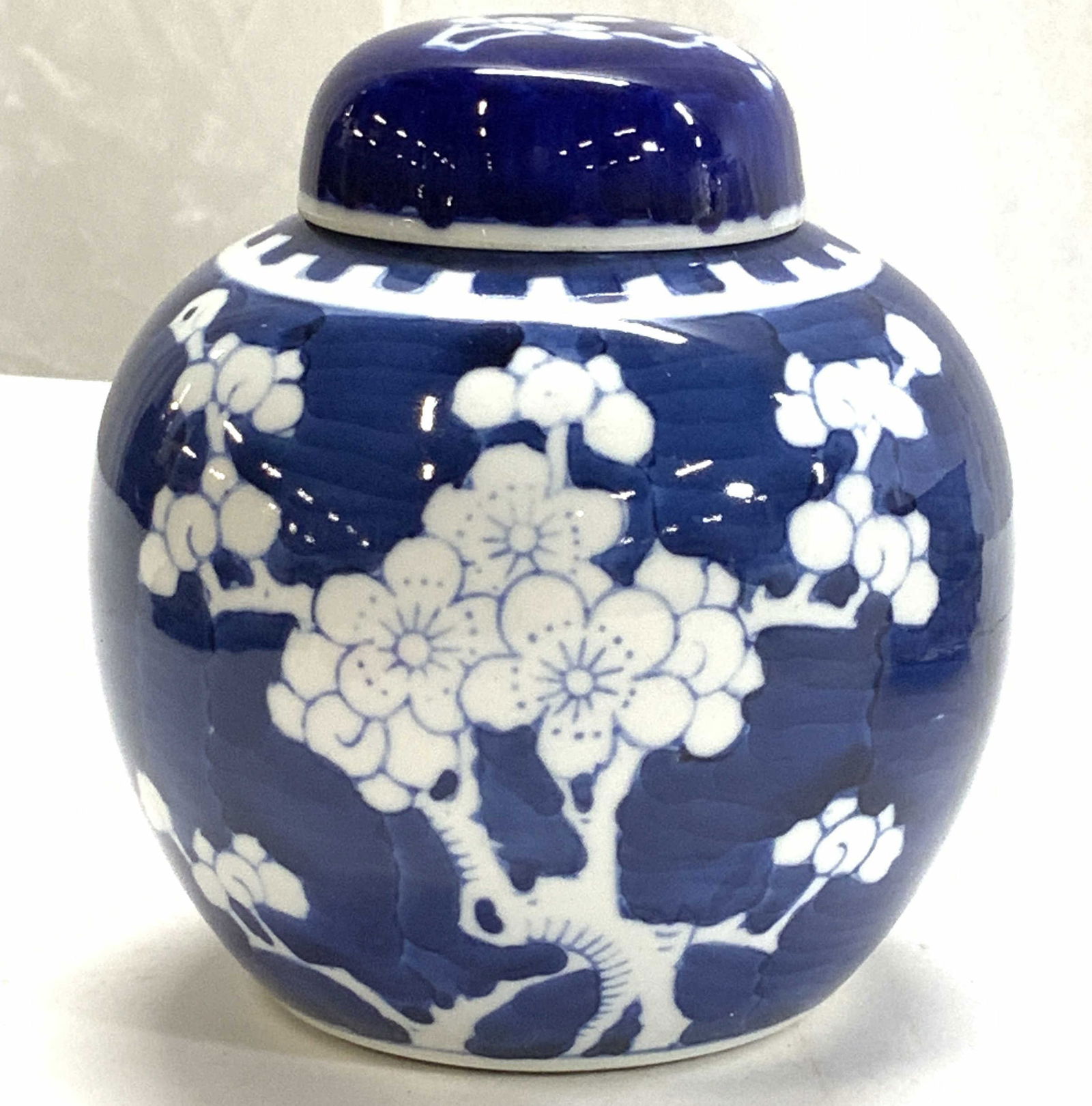 Kanjxi Prunus Cobalt Ginger Jar w Double Ring Mark (1 of 6)