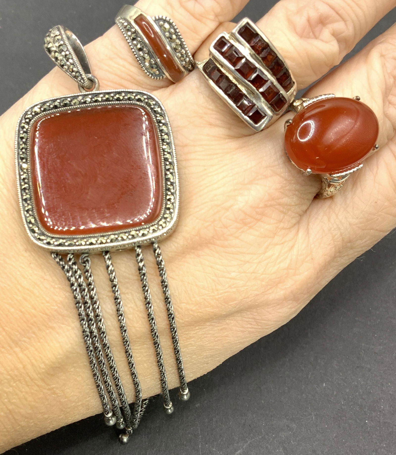 Lot 4 Sterling Silver Rings & Pendant, More (1 of 9)