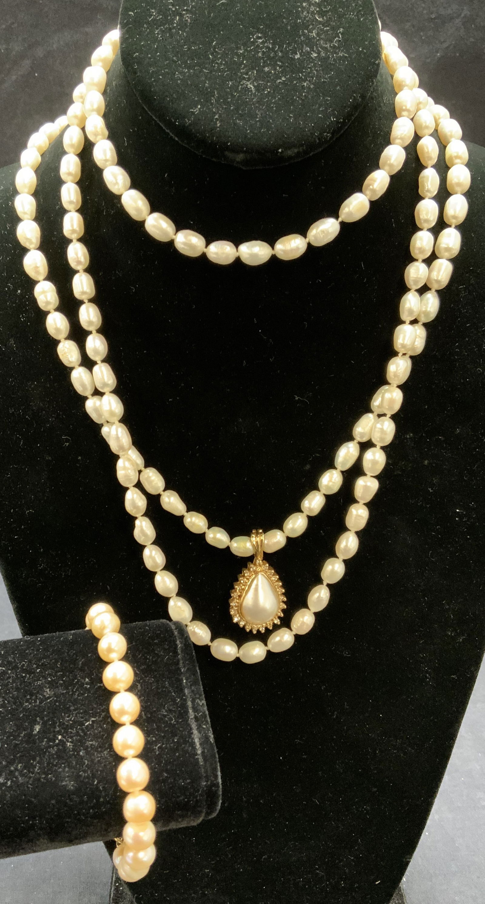 Lot 3 14K Gold, Diamond, Pearl Necklace & More (1 of 12)