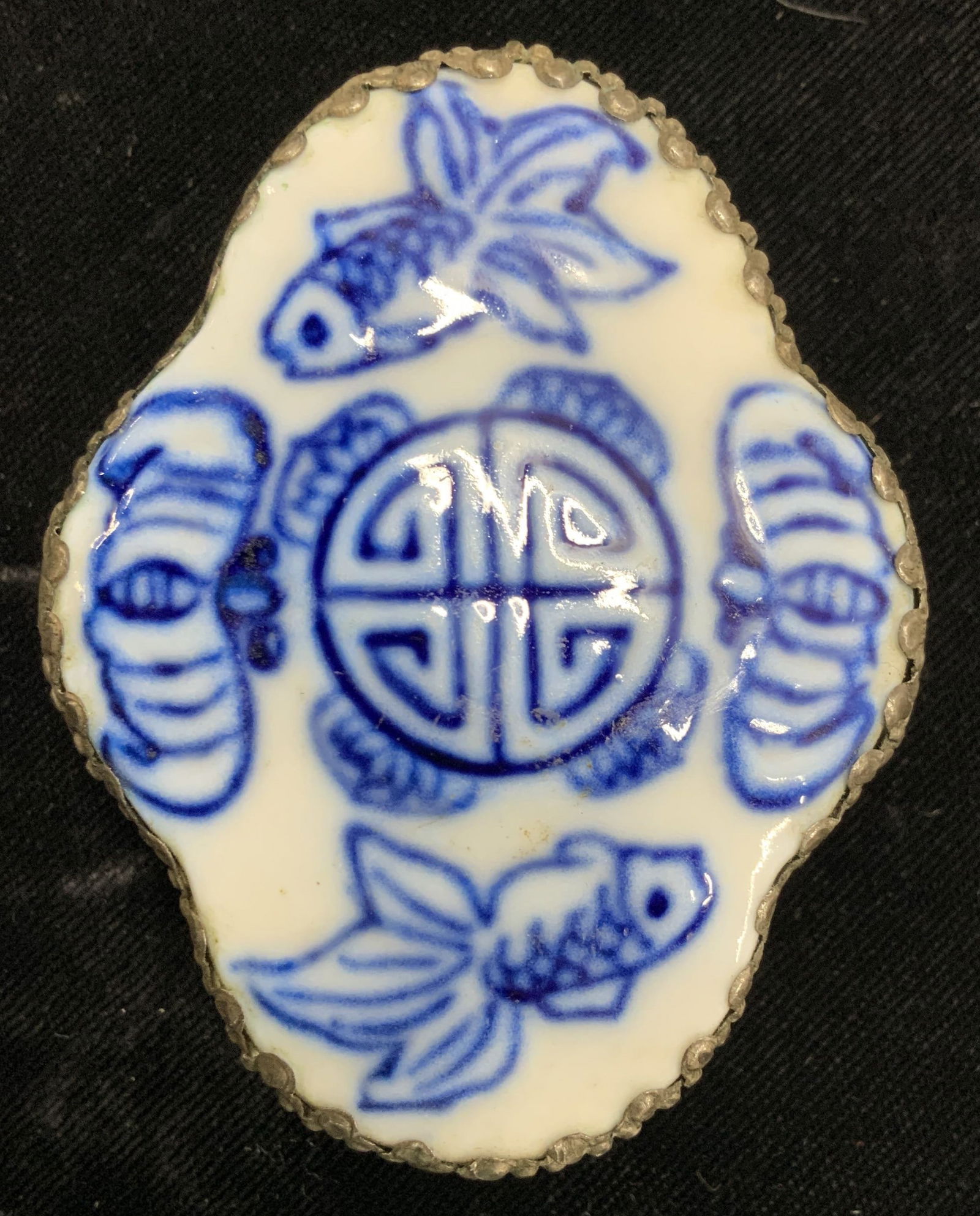 Shou Symbol Porcelain & Silver Tnd Metal Pill Box (1 of 6)