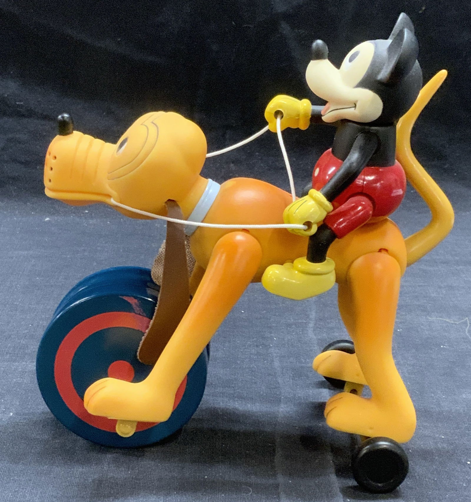 Schylling MICKEY MOUSE & Pluto Vinyl Wind Up Toy (1 of 7)