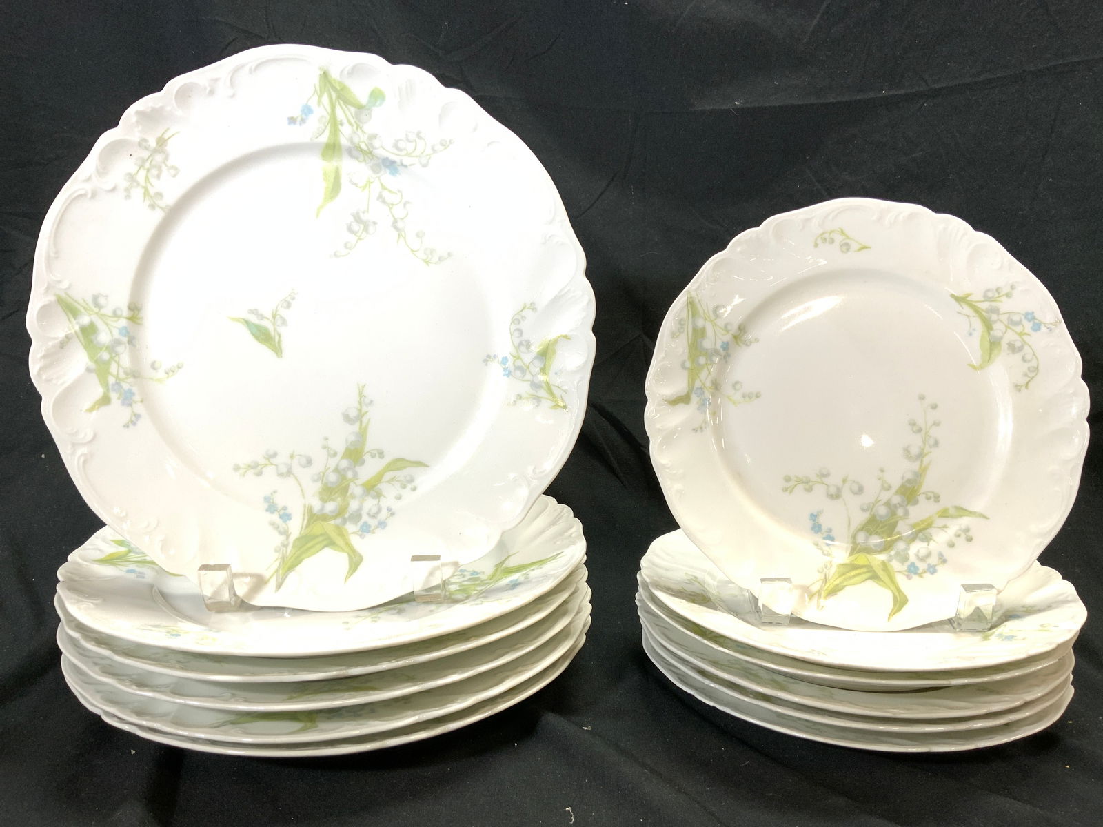 LIMOGES A LANTERNIER 12 Porcelain Plates FRANCE (1 of 6)