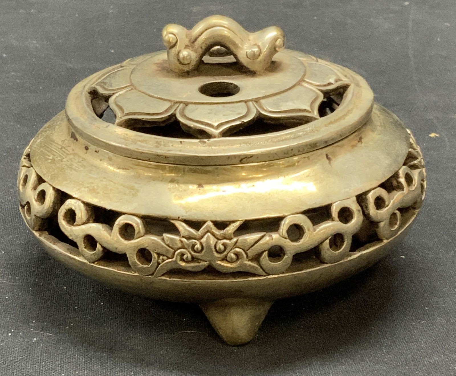 Stamped Chinese Pewter Incense Burner Censer: Stamped Chinese pewter incense burner. Stamped to underside. Some surface wear consistent with exposure. Measures approx. 4.75 x 3 inches. Chinese incense burner, Asian incense burner, pewter incense