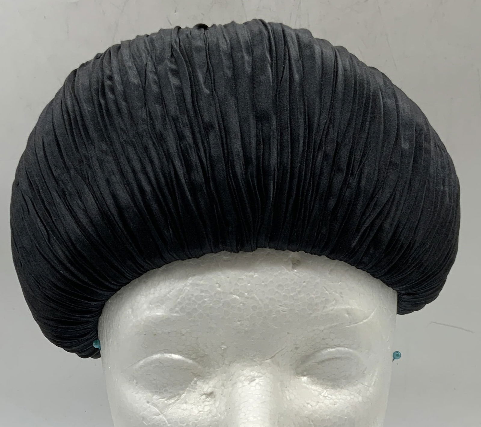 Vintage Mr John Black Satin Hat (1 of 6)