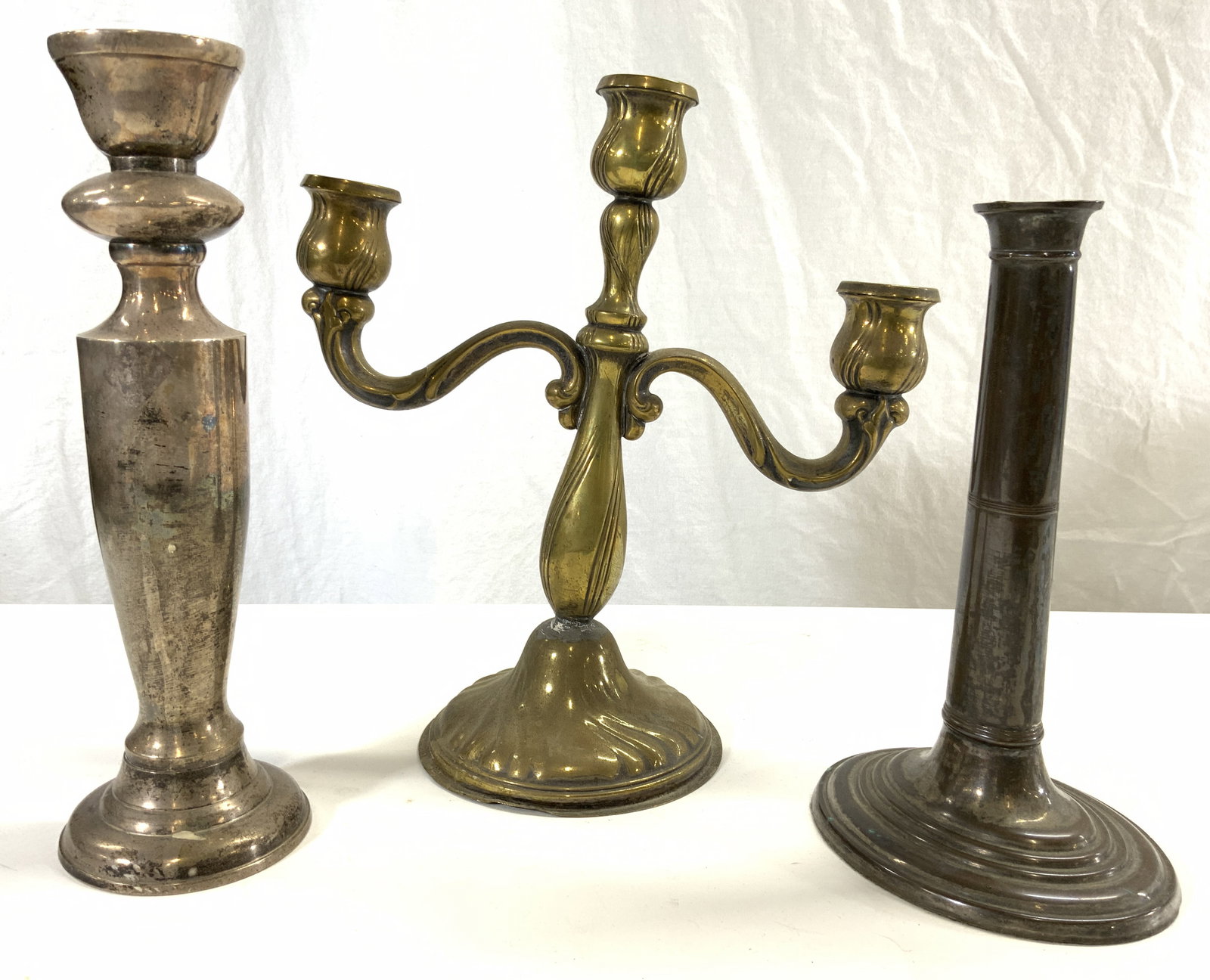 Lot 3 Metal Candlesticks & Candelabra (1 of 7)