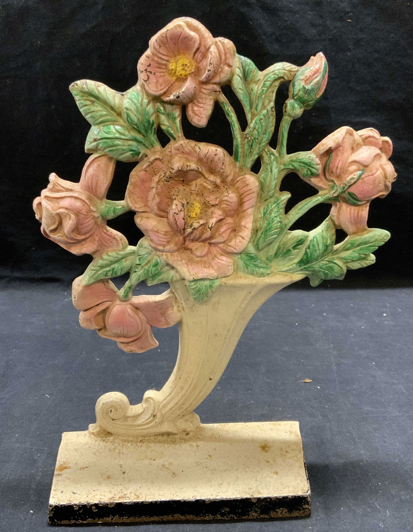 Antique Iron Floral Bouquet Doorstop (1 of 6)