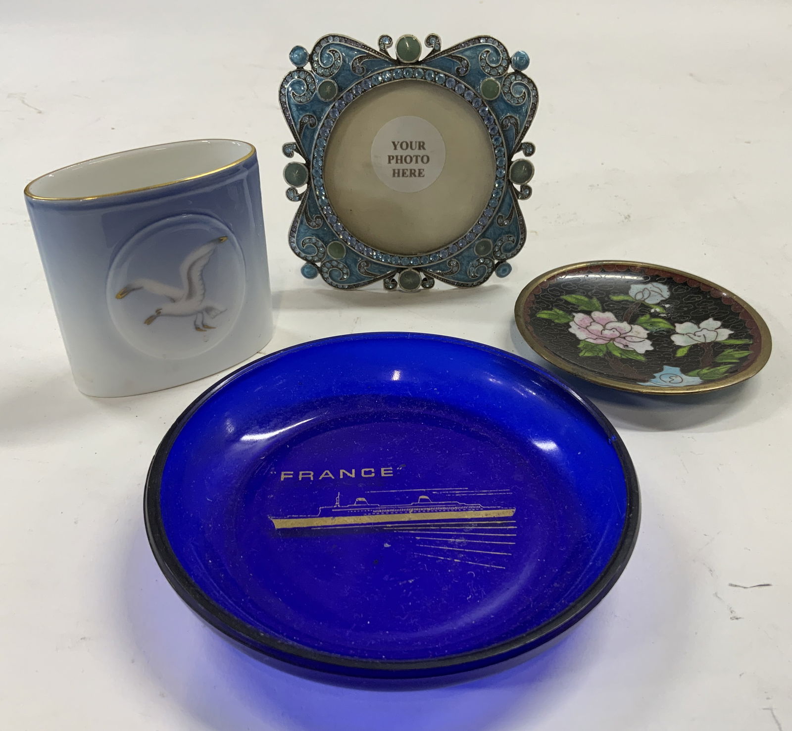 Lot 4 Assorted Tabletop Accessories (1 of 7)