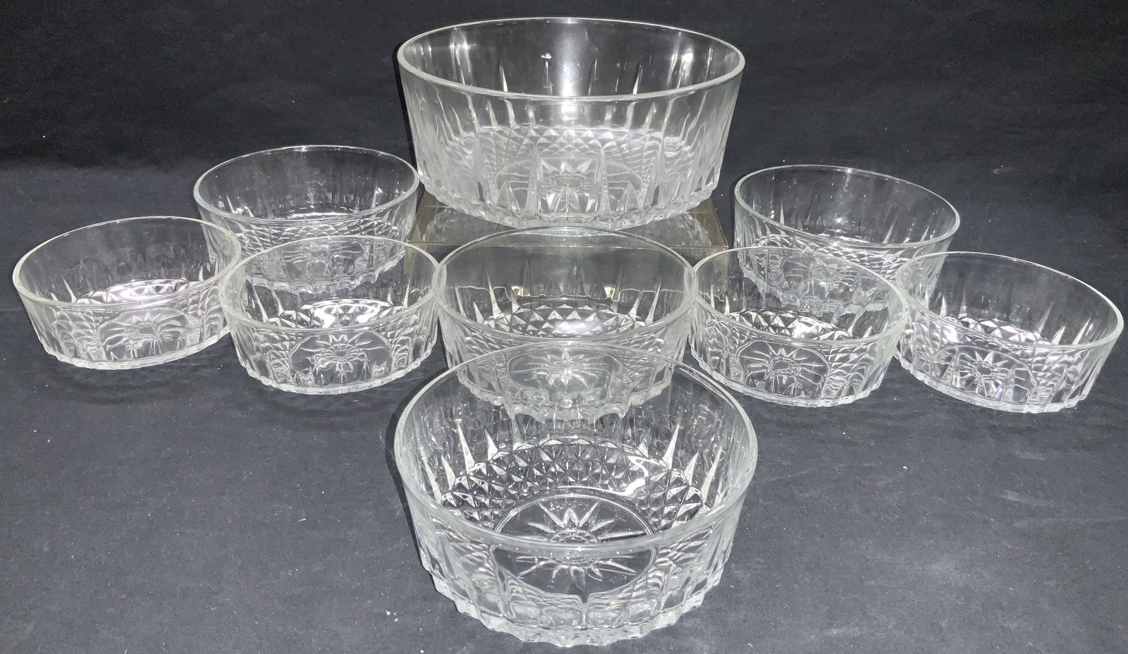 Set 9 ARCOROC Cut Crystal Salad Set Bowls, France (1 of 8)