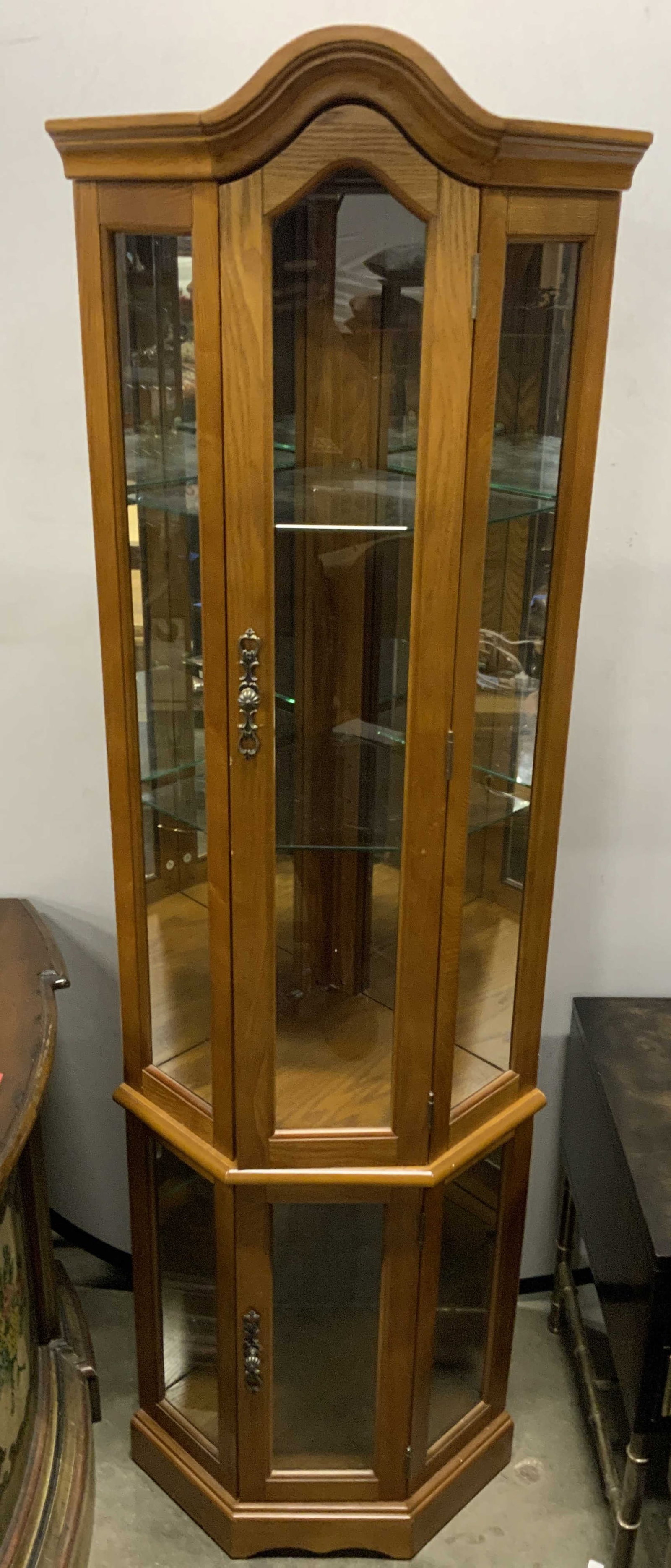 Vntg Wooden Corner Display Cabinet (1 of 8)
