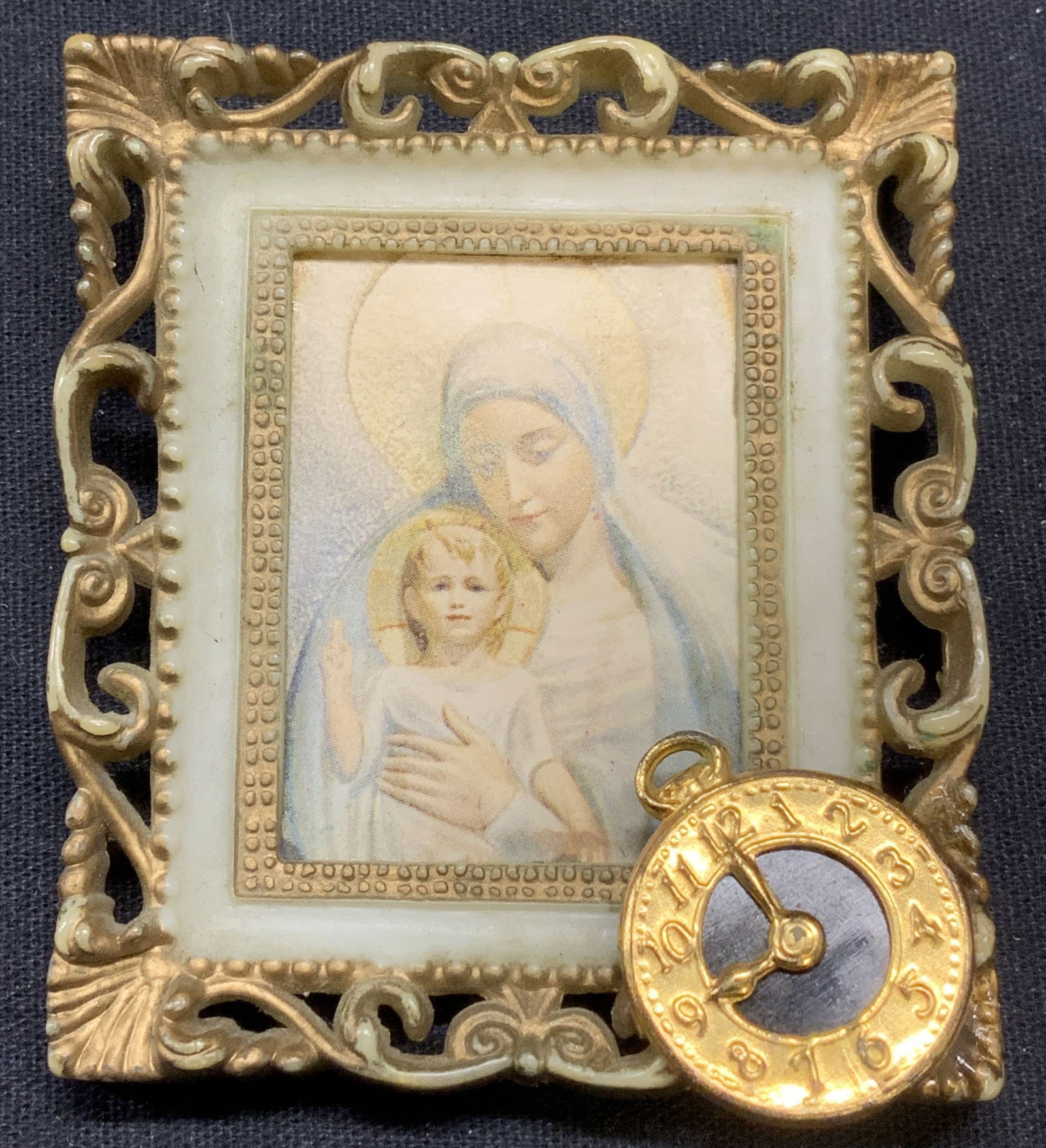 XL Madonna & Child Picture Frame Brooch (1 of 6)