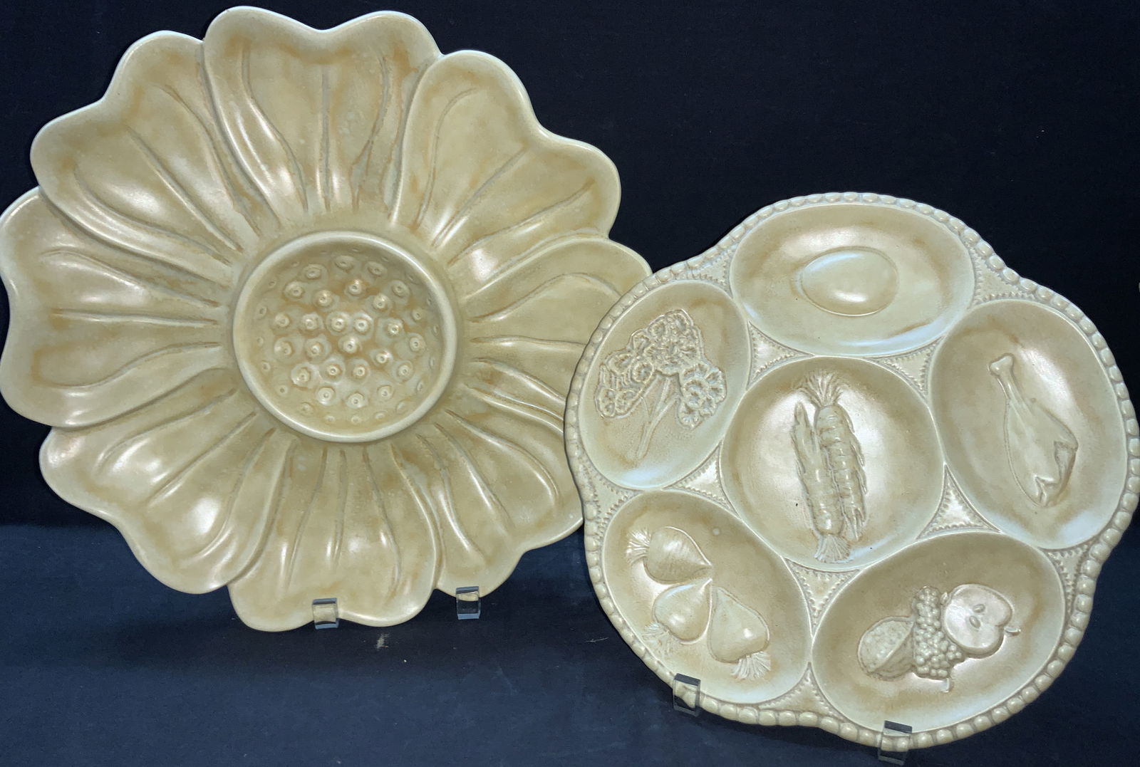 MW Hallmarked Ceramic Serving Platters (1 of 8)