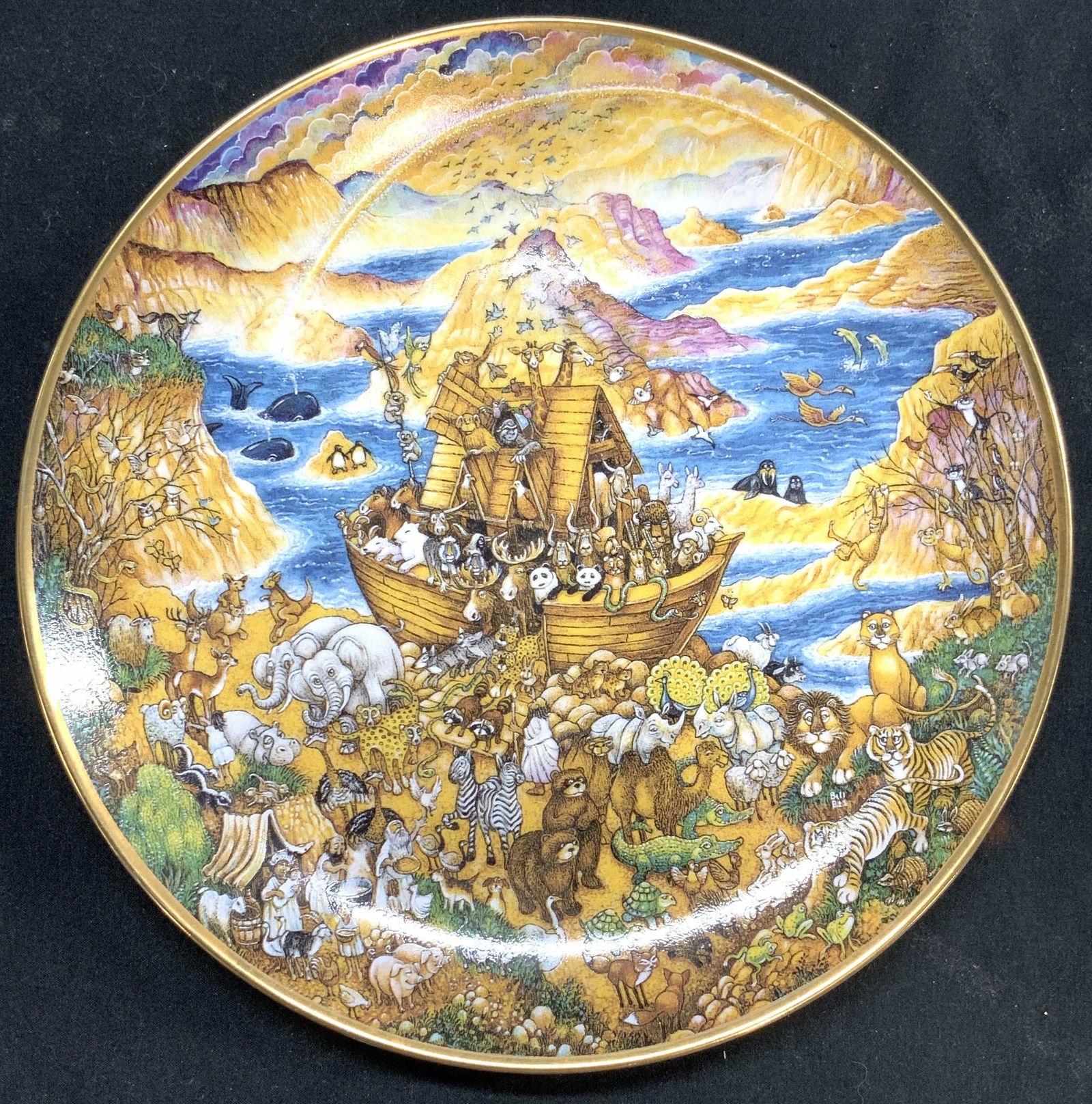 Ltd Ed. Animal Noahs Arc Porcelain Display Plate (1 of 8)