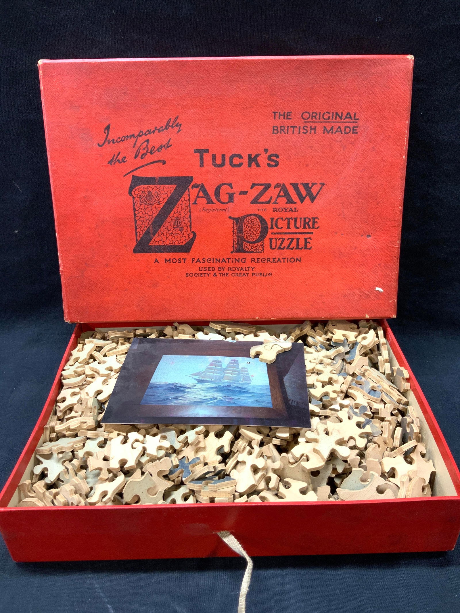 Vintage Tucks Zig Zag Wooden Picture Puzzle (1 of 7)