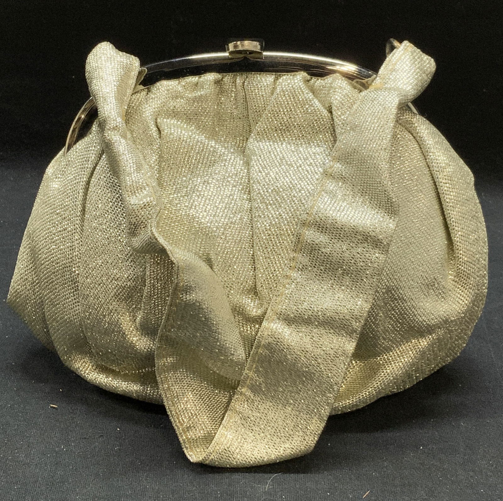 MM Vintage Metallic Silver Evening Bag (1 of 7)