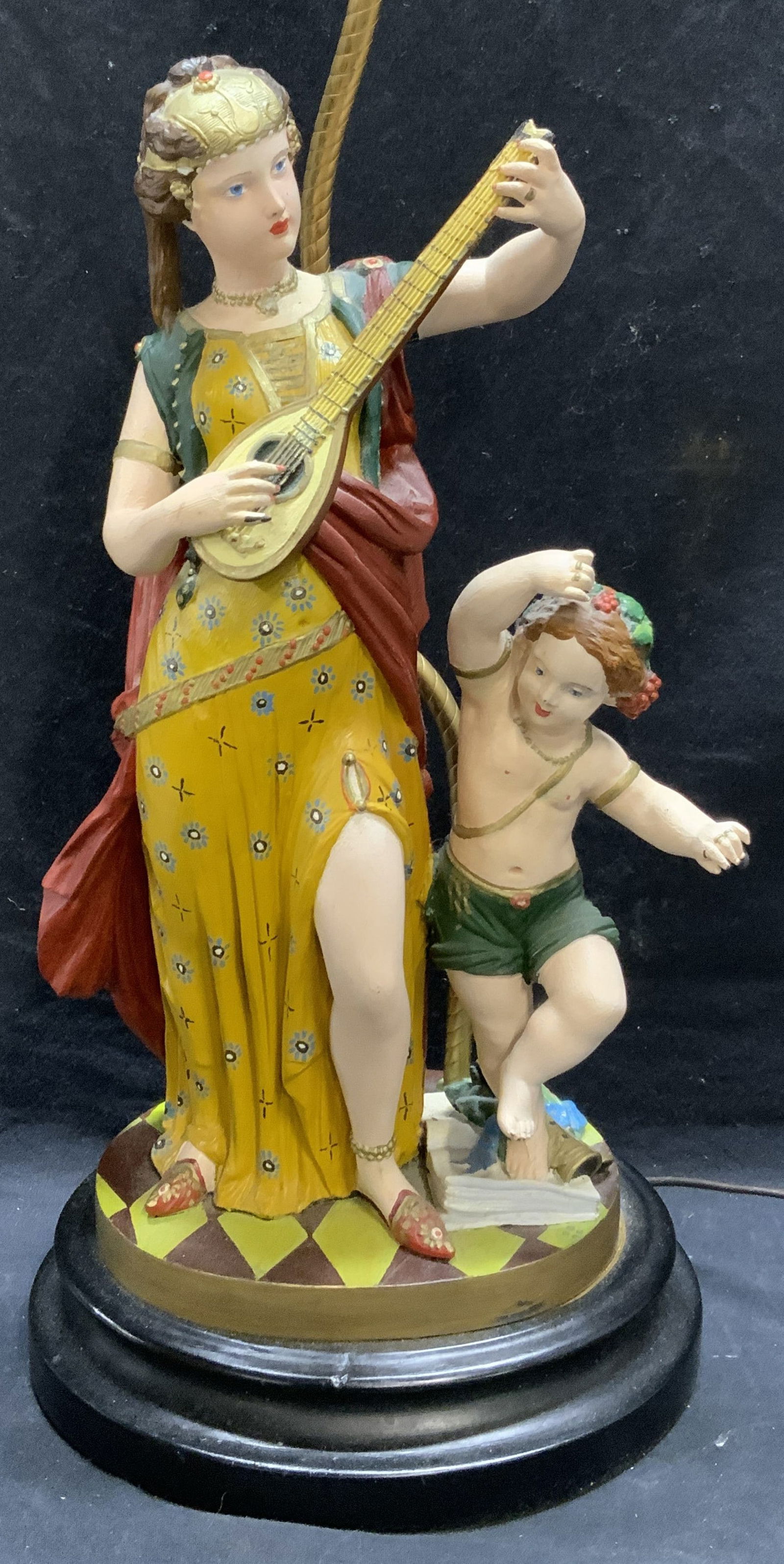 Vintage Chalkware Figural Table Lamp (1 of 8)