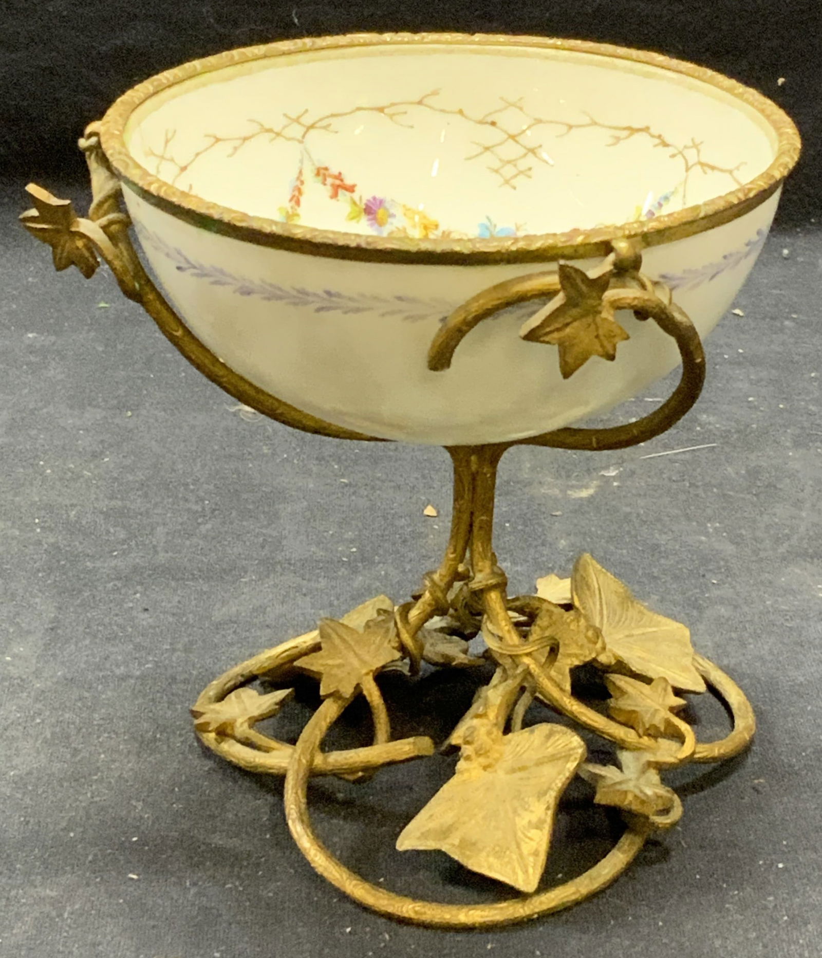 Vintage Ceramic Pedestal Bowl (1 of 7)