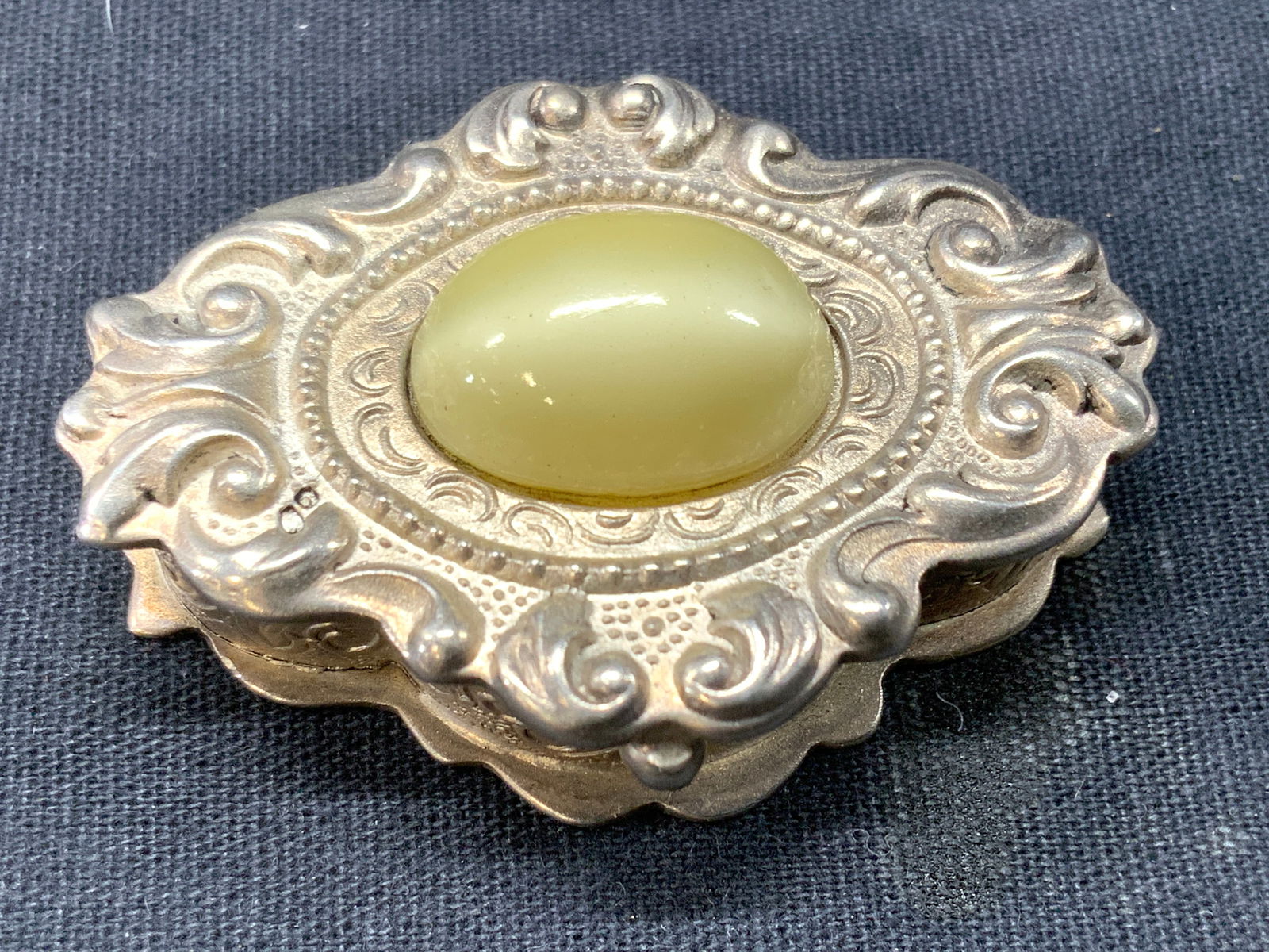 Victorian  Stamped Style Silver Plated Pill Box (1 of 6)