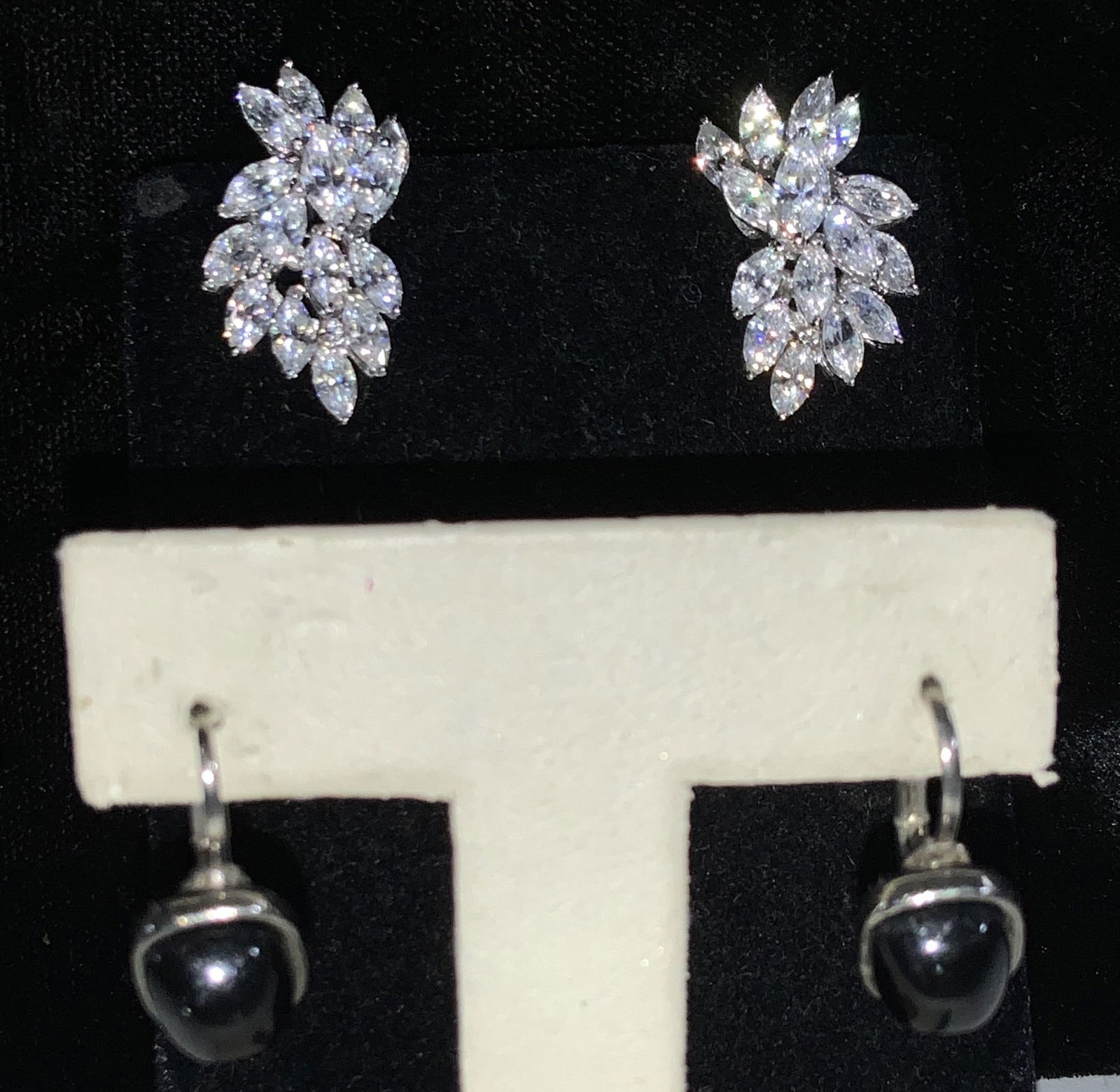 2 Pair Fashion Drop Earrings for Pierced Ears (1 of 6)