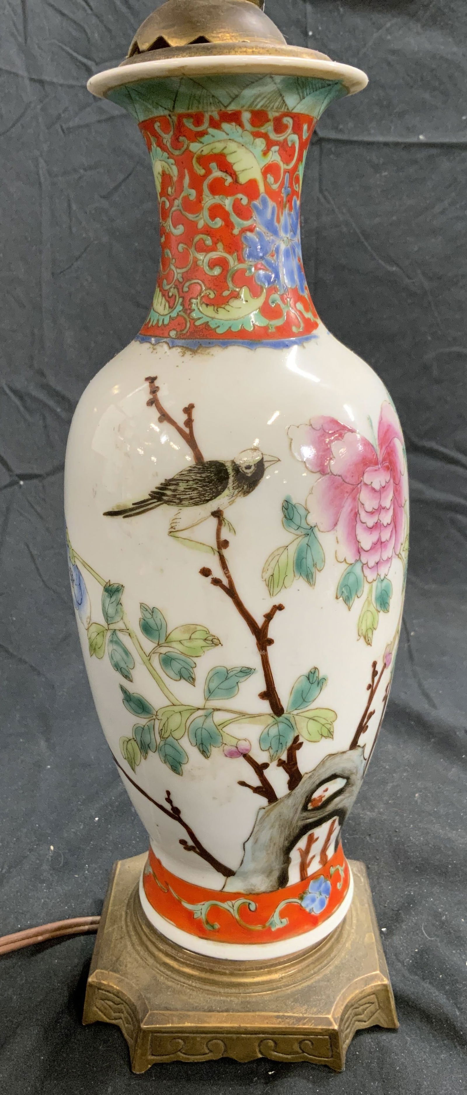 Vintage Hand Painted Asian Porcelain Lamp (1 of 9)