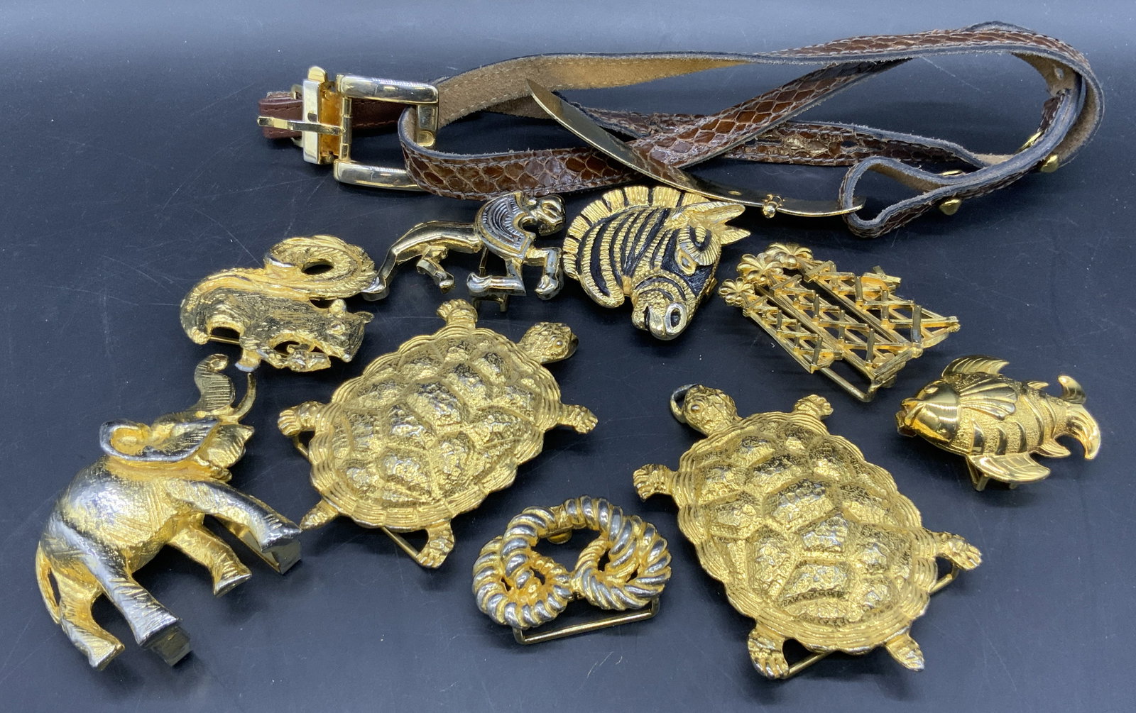 Lot10 Vintage Belt Buckles & Belt, GAY BOYER &More (1 of 14)