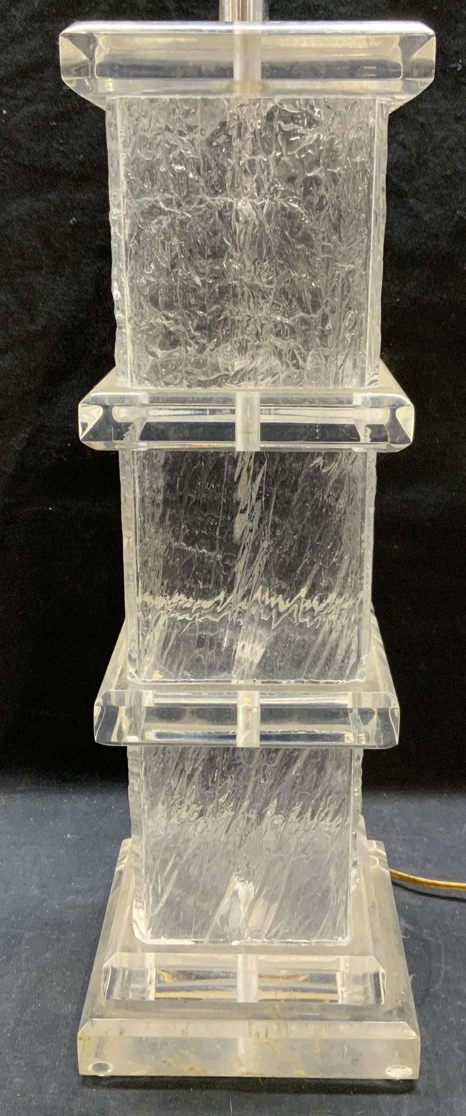 Vintage Lucite Ice Block Lamp (1 of 6)