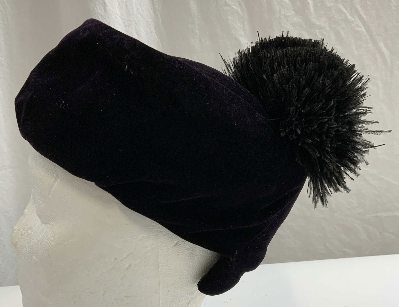 Antq Maison De Bonneterie Black Velvet Hat (1 of 8)
