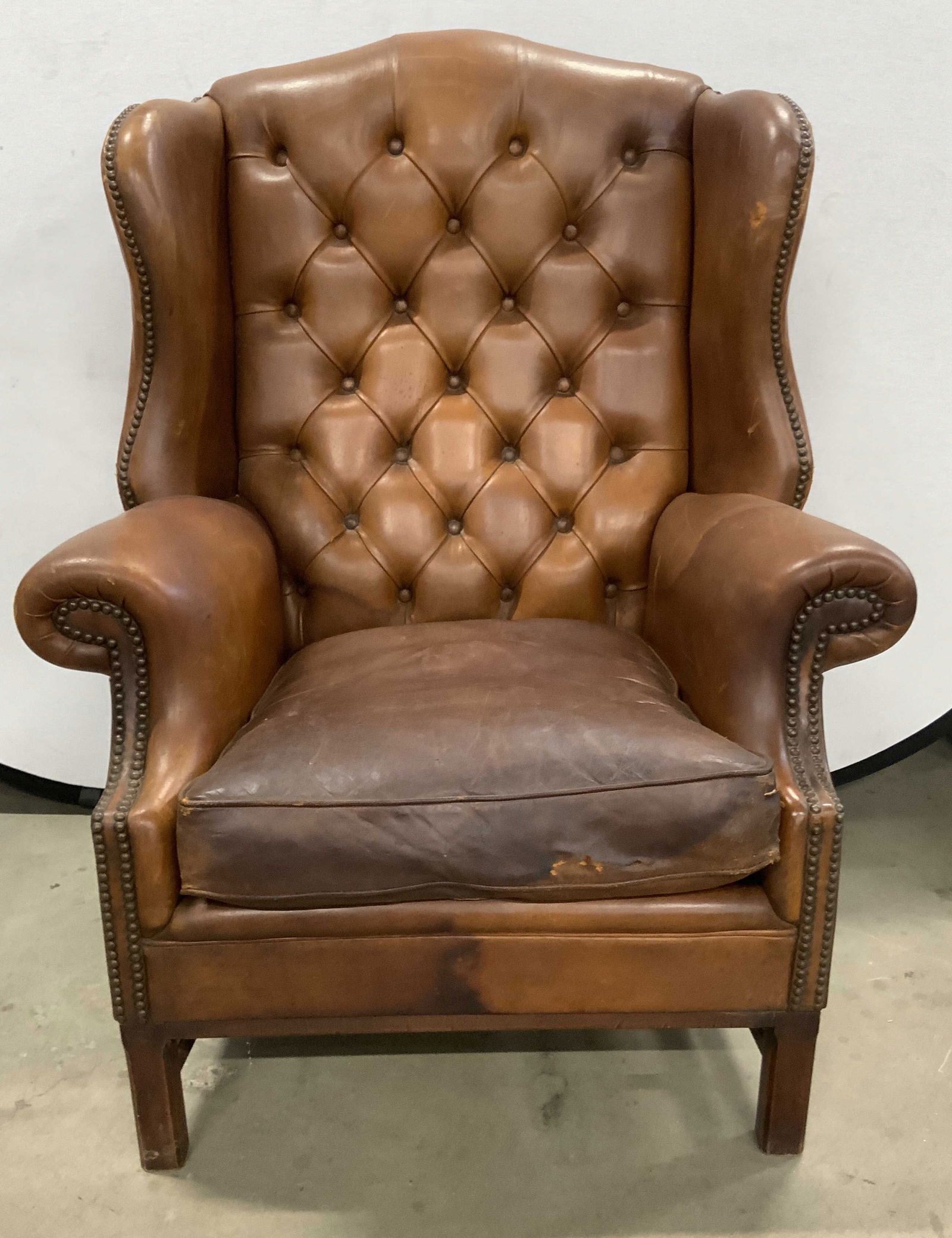 CAMARD Vintage Leather Tufted Armchair, France (1 of 15)