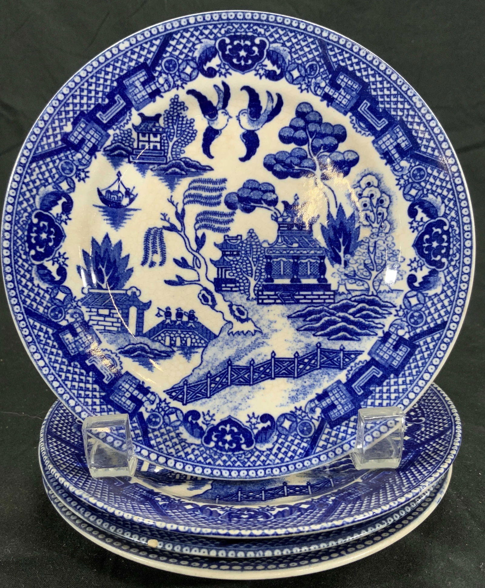 Lot 4 Vintage Blue Willow Pattern Porcelain Plates (1 of 7)