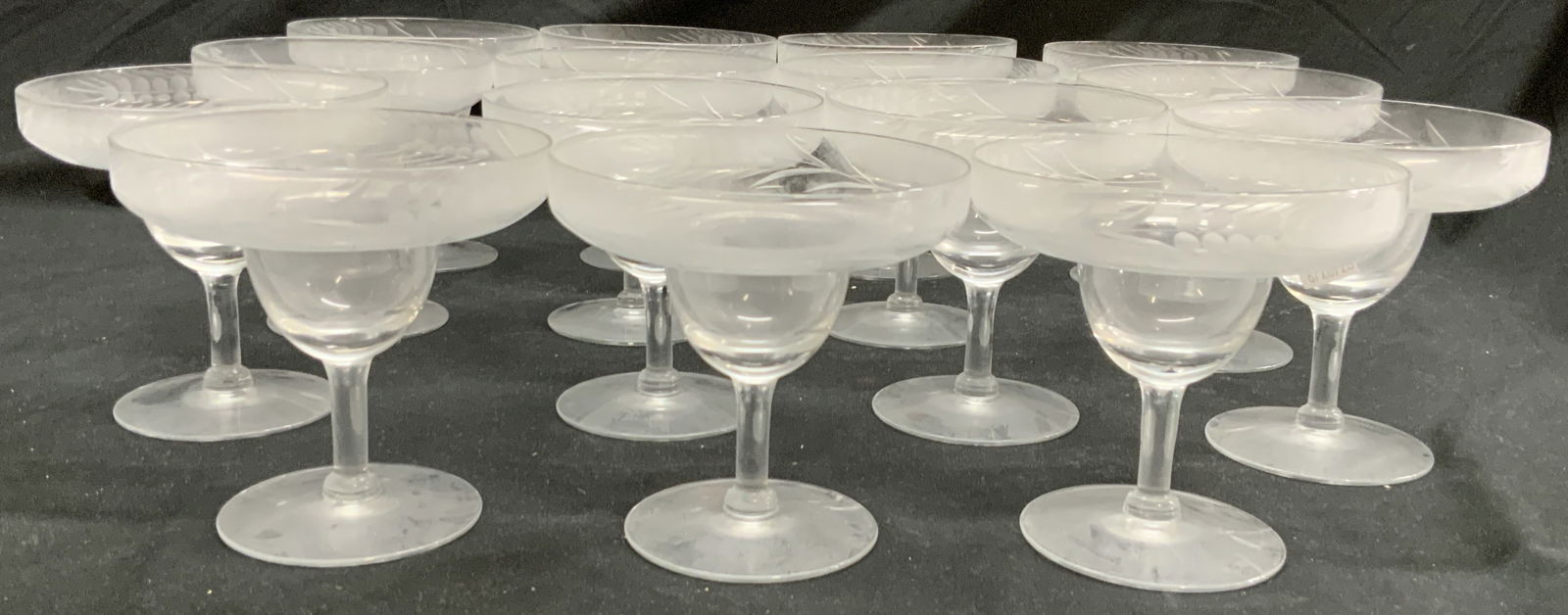 Set 15 Etched Daiquiri Glasses, Stemware (1 of 7)