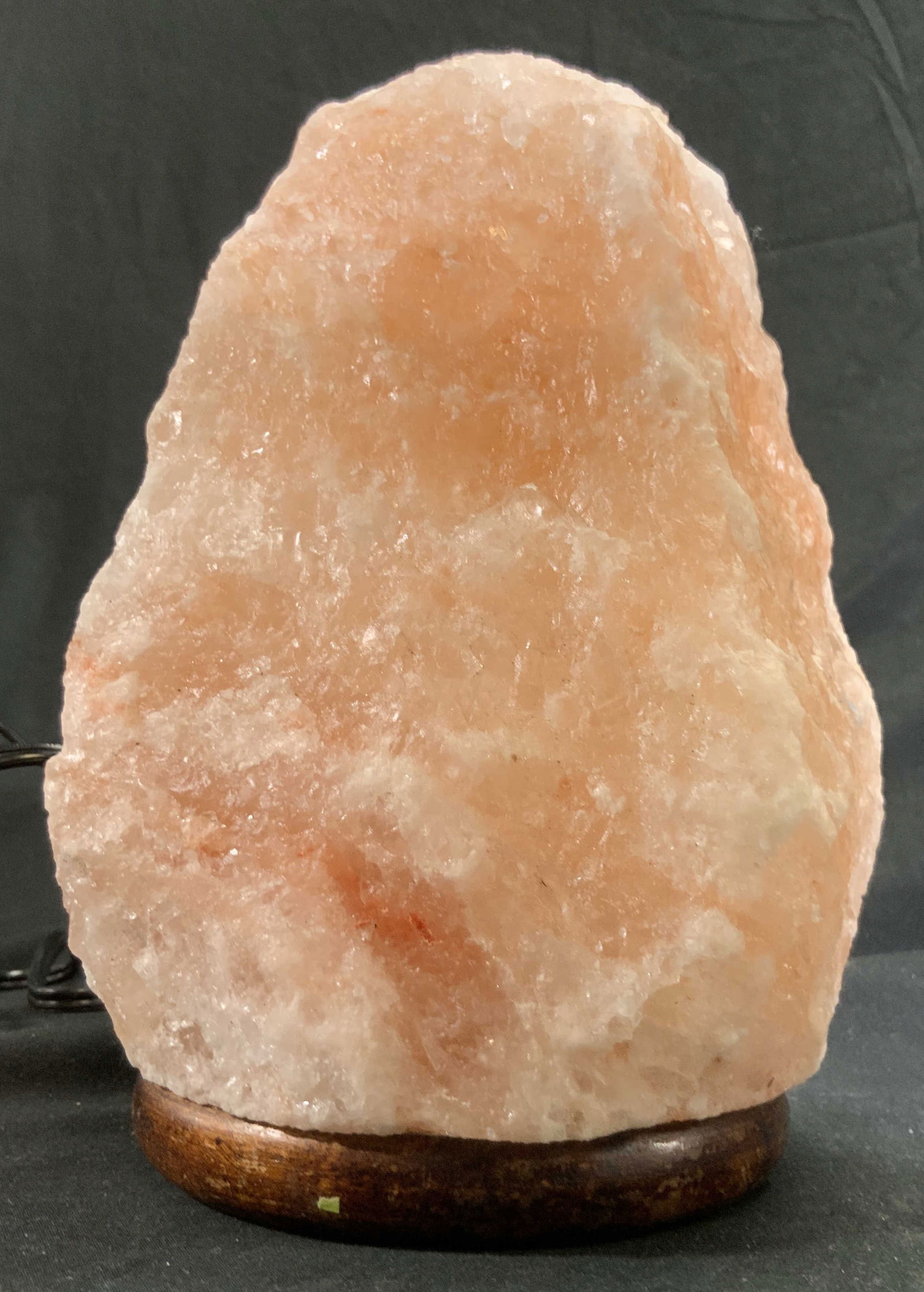 Tabletop Himalayan Salt Lamp (1 of 10)