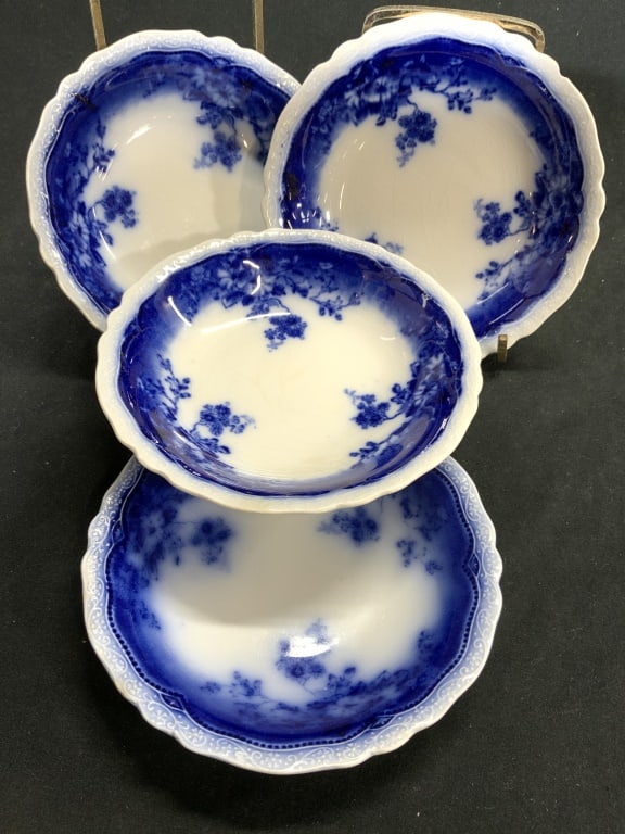 JOHNSON BROS Set 4 Flow Blue Dessert Bowls (1 of 6)