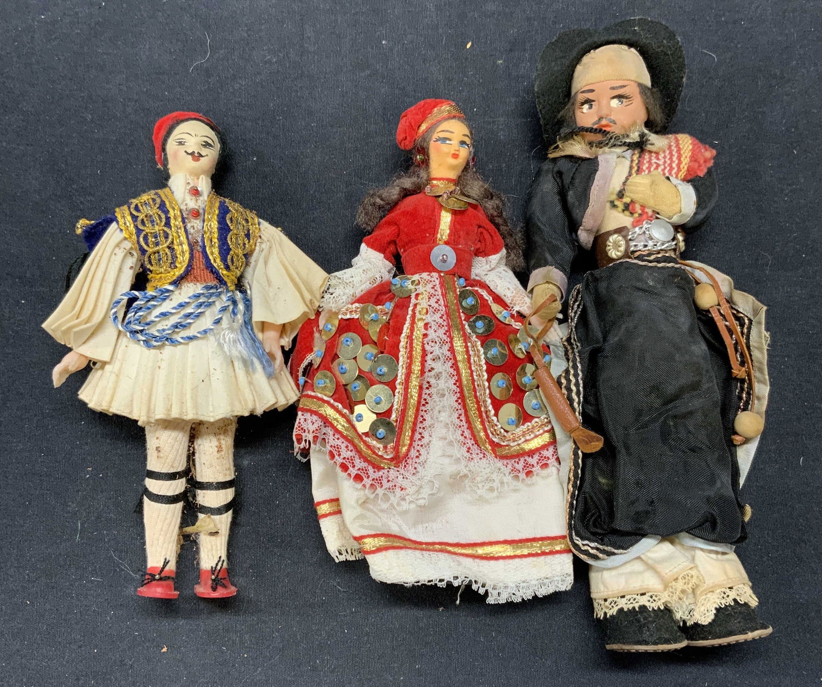 Lot 3 Vintage Handmade Fabric Dolls (1 of 7)