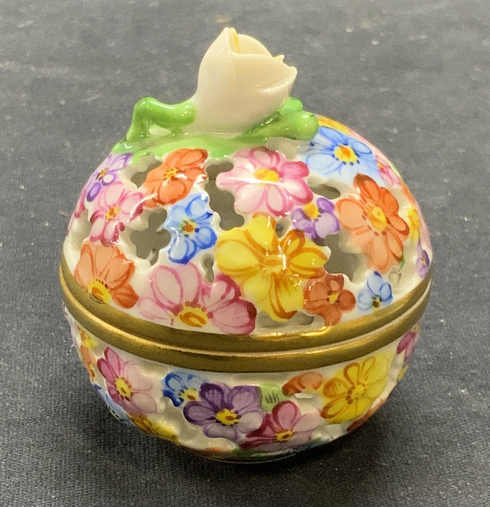 Herend Hungary Porcelain Floral Trinket Box (1 of 7)