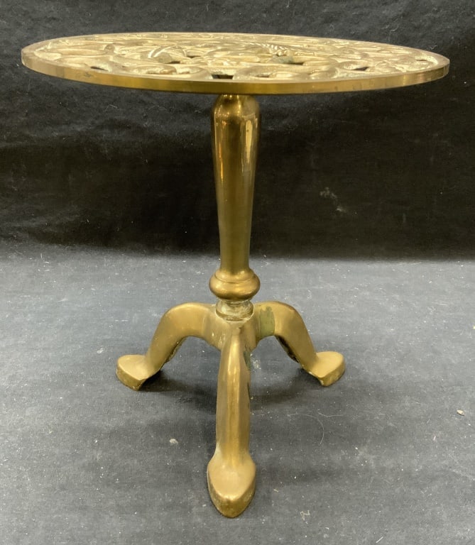 Vintage Brass Squirrel Trivet Table Accessory (1 of 6)