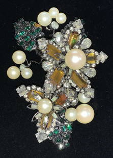 LAWRENCE VRBA Sgn Statement Rhinestone Pendant: Chunky Rhinestone jewelry with faux pearl mix, signed piece by luxury costume designer Lawrence VRBA. Emerald green , canary yellow, and clear rhinestones - emerald cut, pear shape, round and princess